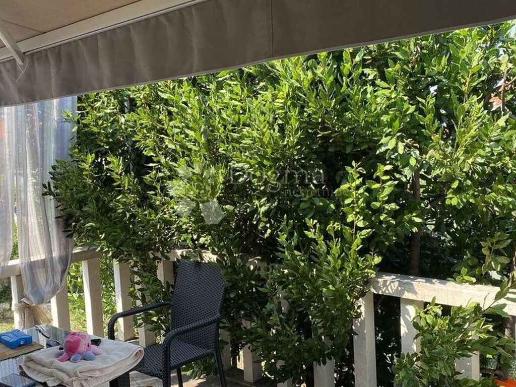 Maison de luxe à vendre à Supetar, 595 955 €, Photo 4