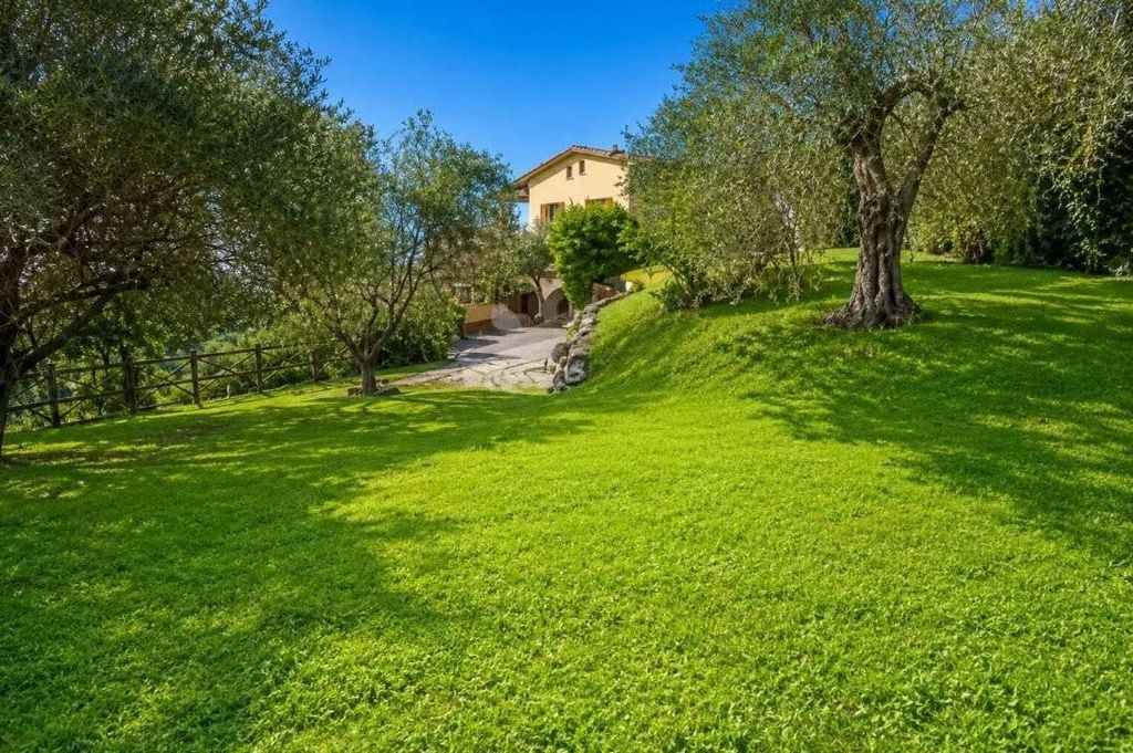 Maison de luxe à vendre à Camaiore, 798 000 €, Photo 5
