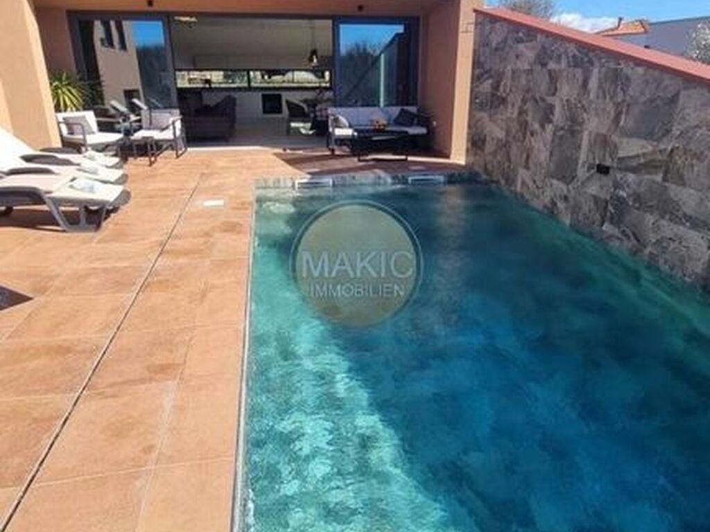 Luxury House for sale in Novigrad, 890 000 €, Photo 6