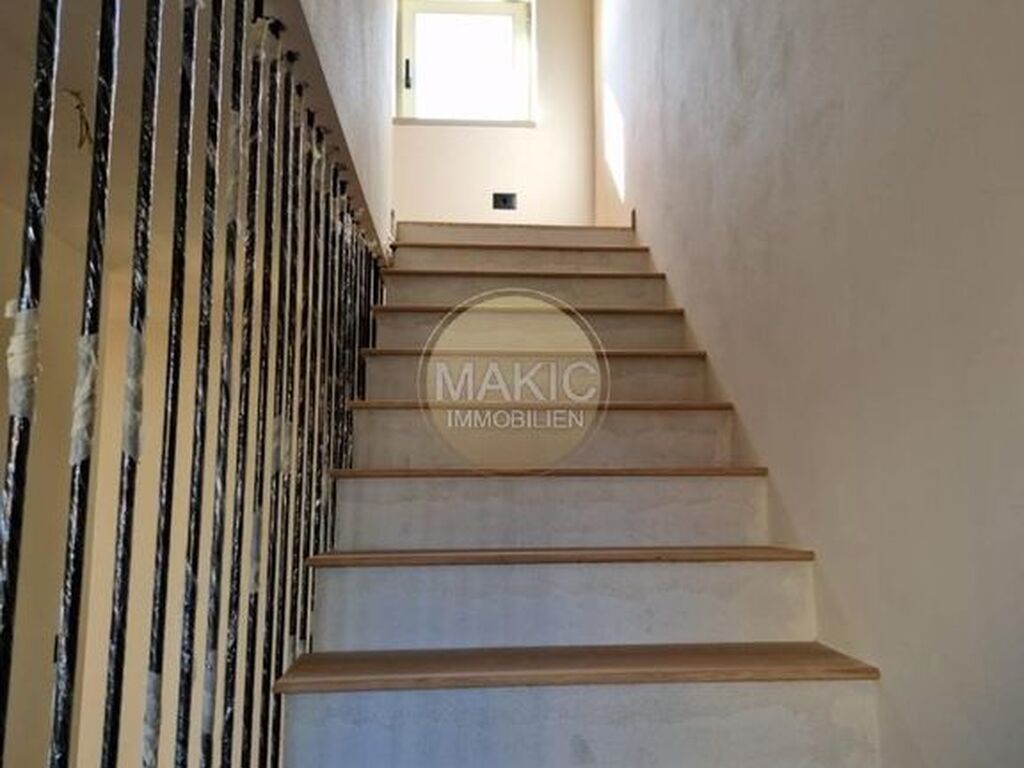 Maison de luxe à vendre à Buje, 650 000 €, Photo 6