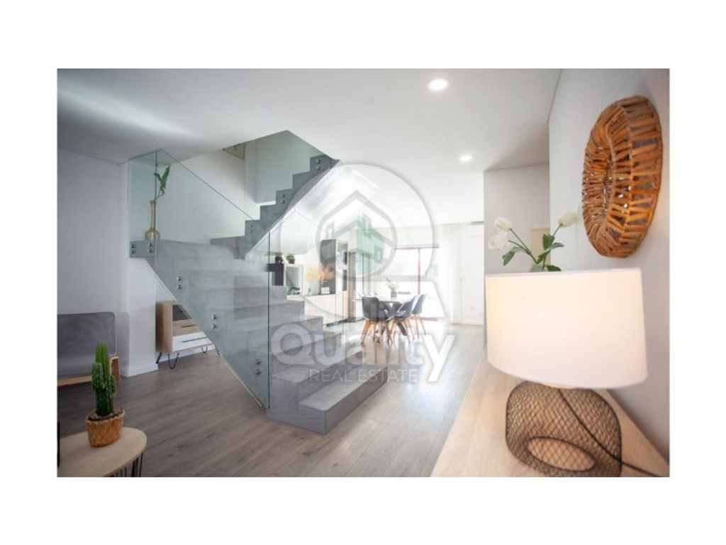 Maison de luxe à vendre à Barreiro, 510 000 €, Photo 6