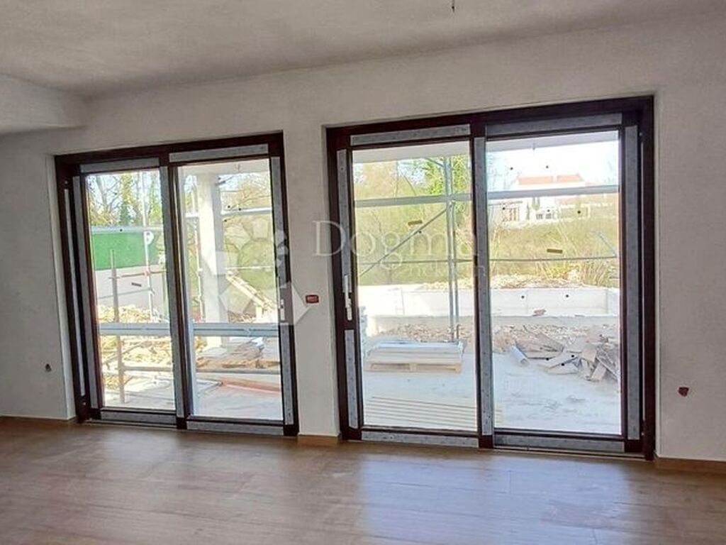 Luxury House for sale in Svetvincenat, 595 000 €, Photo 6
