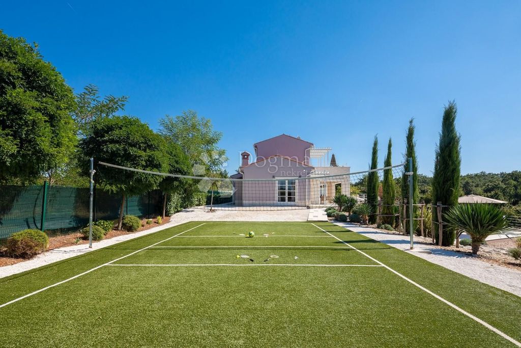 Luxury House for sale in Svetvincenat, 1 210 000 €, Photo 6