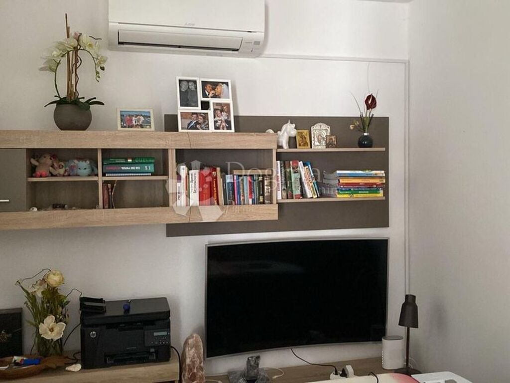 Maison de luxe à vendre à Supetar, 595 955 €, Photo 6