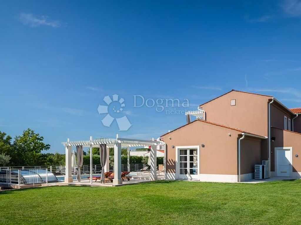 Luxury House for sale in Svetvincenat, 1 350 000 €, Photo 7