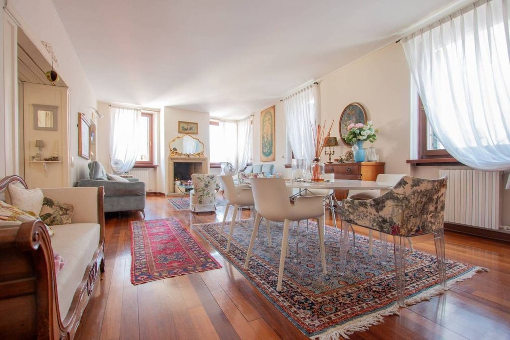 Luxury Apartment for sale in Verona, 1 430 000 €, Photo 1
