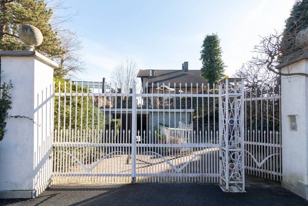 Maison de luxe à vendre à Rivoli, 850 000 €, Photo 1