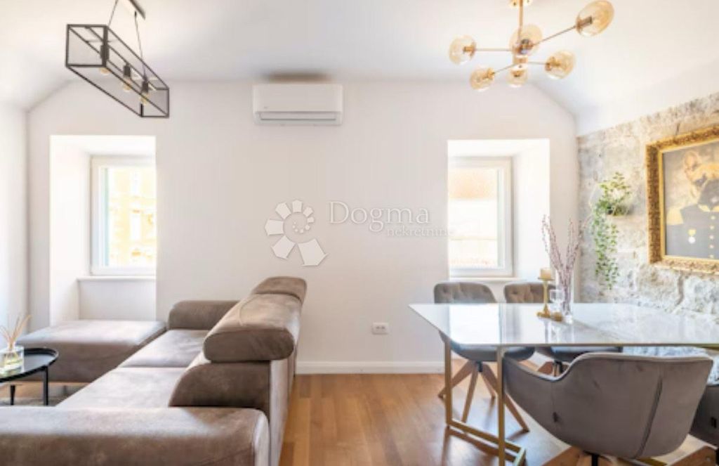 Appartement de luxe à vendre à Split, 615 000 €, Photo 2