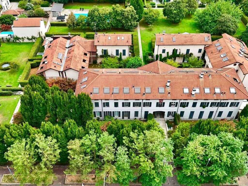 Appartement de luxe à vendre à Monza, 1 150 000 €, Photo 2