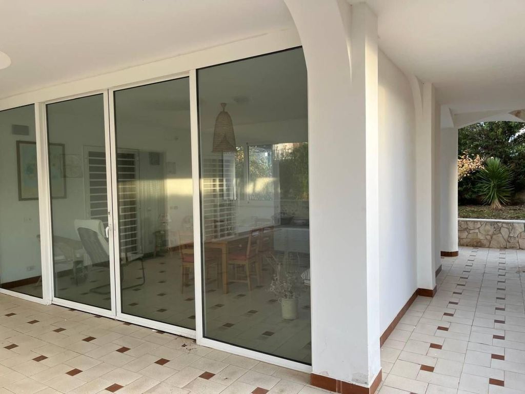 Luxury House for sale in Bari, 620 000 €, Photo 4