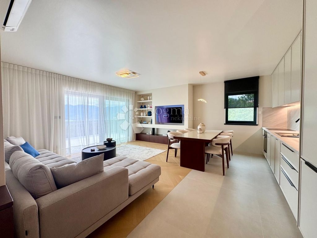 Luxury Apartment for sale in Rijeka, 700 000 €, Photo 1