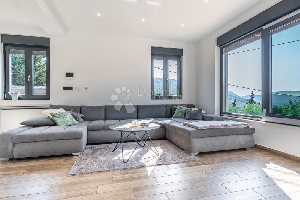 Luxury House for sale in Rijeka, 499 000 €, Photo 1