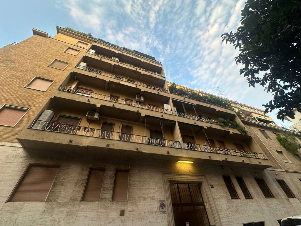 Appartement de luxe à vendre à Milan, 629 000 €, Photo 1