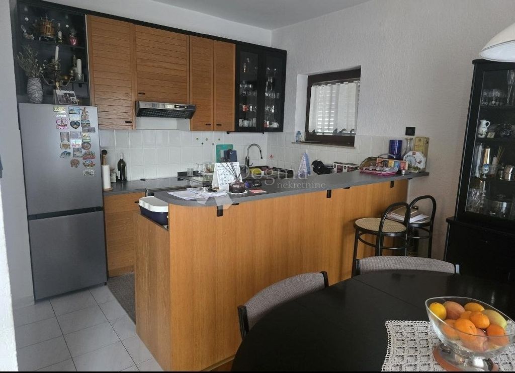 Luxury House for sale in Rijeka, 510 000 €, Photo 1
