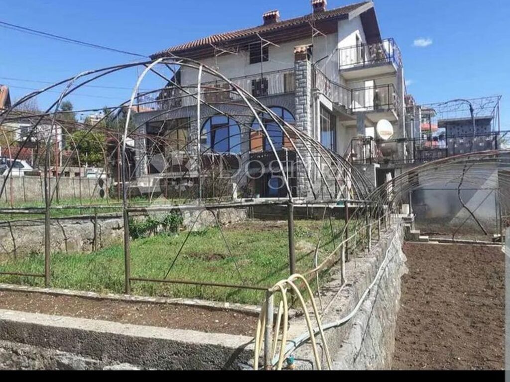Luxury House for sale in Rijeka, 520 000 €, Photo 1
