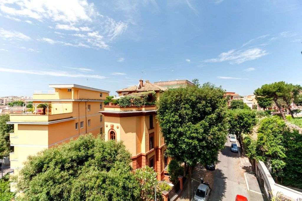 Appartement de luxe à vendre à Rome, 1 250 000 €, Photo 1
