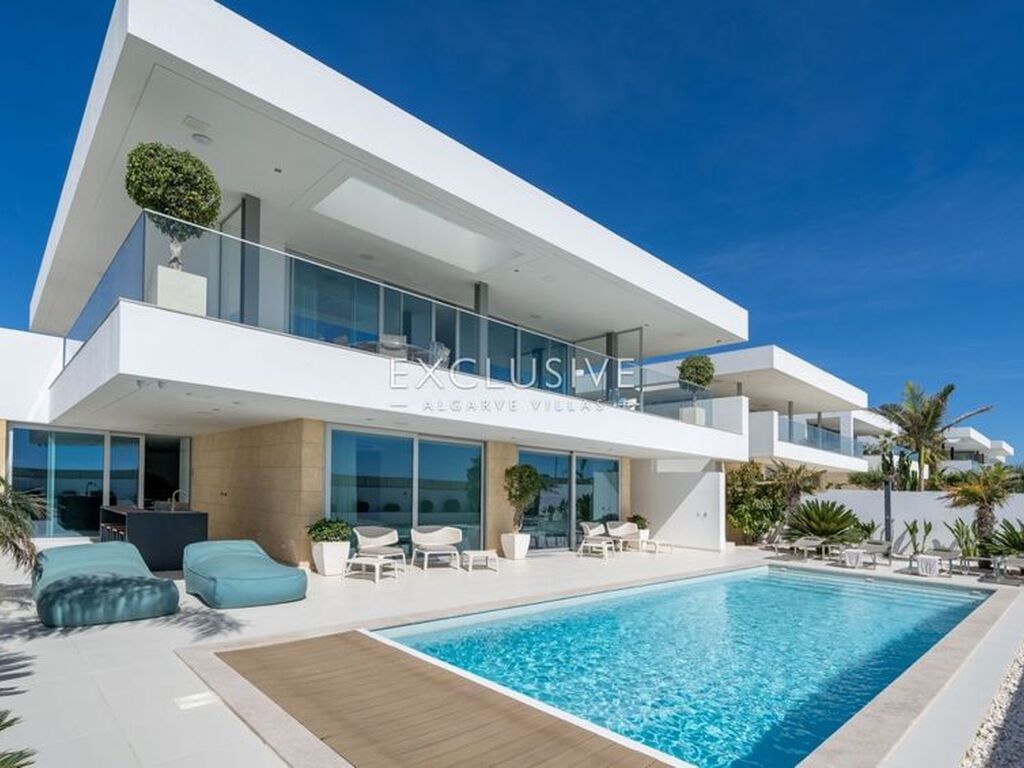 Luxury House for sale in Lagos, 2 650 000 €, Photo 1