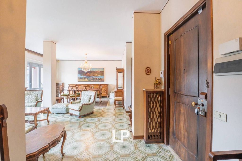 Appartement de luxe à vendre à Arona, 475 000 €, Photo 2