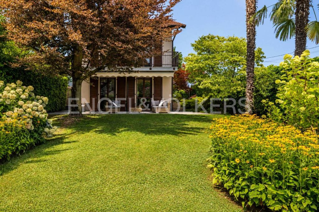 Luxury House for sale in Monvalle, 480 000 €, Photo 2