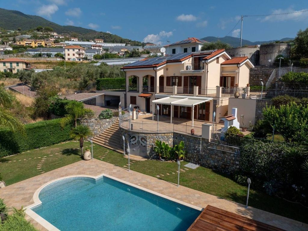 Maison de luxe à vendre à San Remo, 2 000 000 €, Photo 2