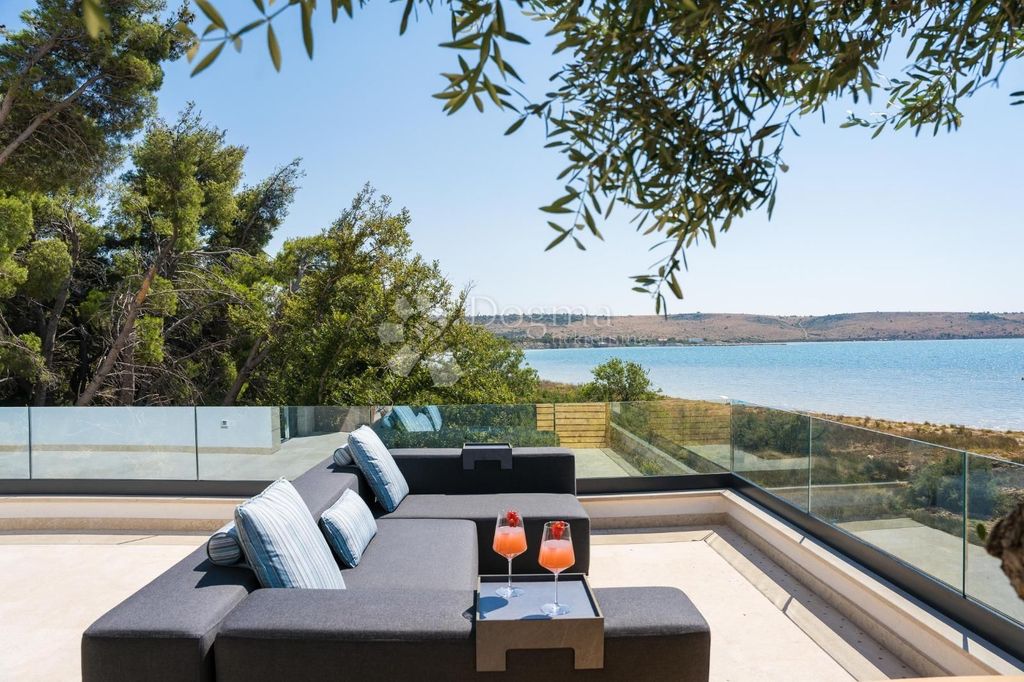 Maison de luxe à vendre à Ražanac, 2 750 000 €, Photo 5
