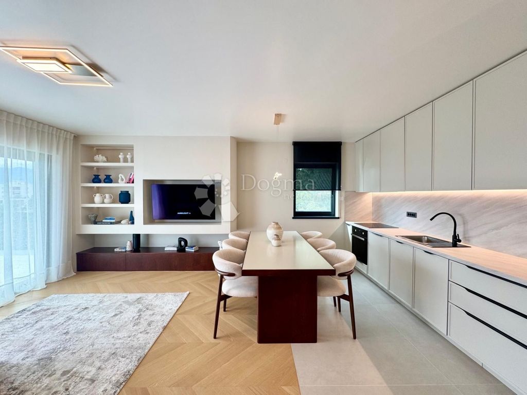 Luxury Apartment for sale in Rijeka, 700 000 €, Photo 7