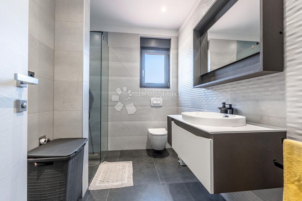 Luxury House for sale in Rijeka, 499 000 €, Photo 7