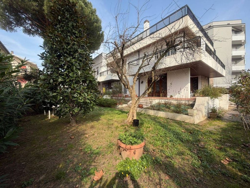 Appartement de luxe à vendre à Cattolica, 690 000 €, Photo 7