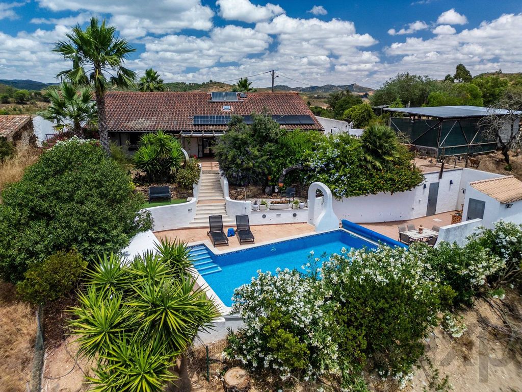 Maison de luxe à vendre à São Marcos Da Serra, 675 000 €, Photo 1