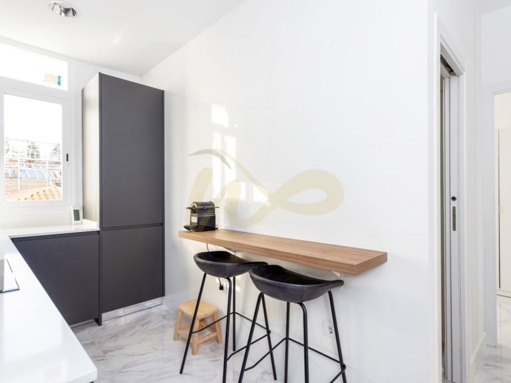 Luxury Apartment for sale in Madrid, 620 000 €, Photo 1