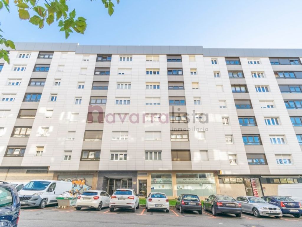 Appartement de luxe à vendre à Pamplona, 429 000 €, Photo 1