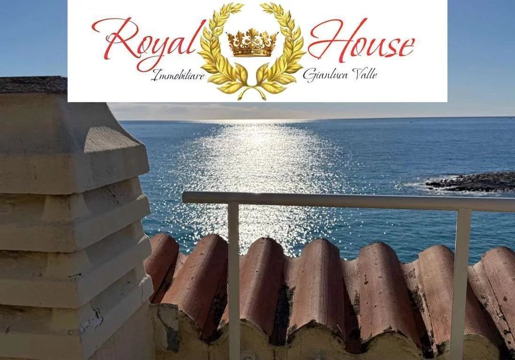 Luxury Apartment for sale in Bordighera, 540 000 €, Photo 1