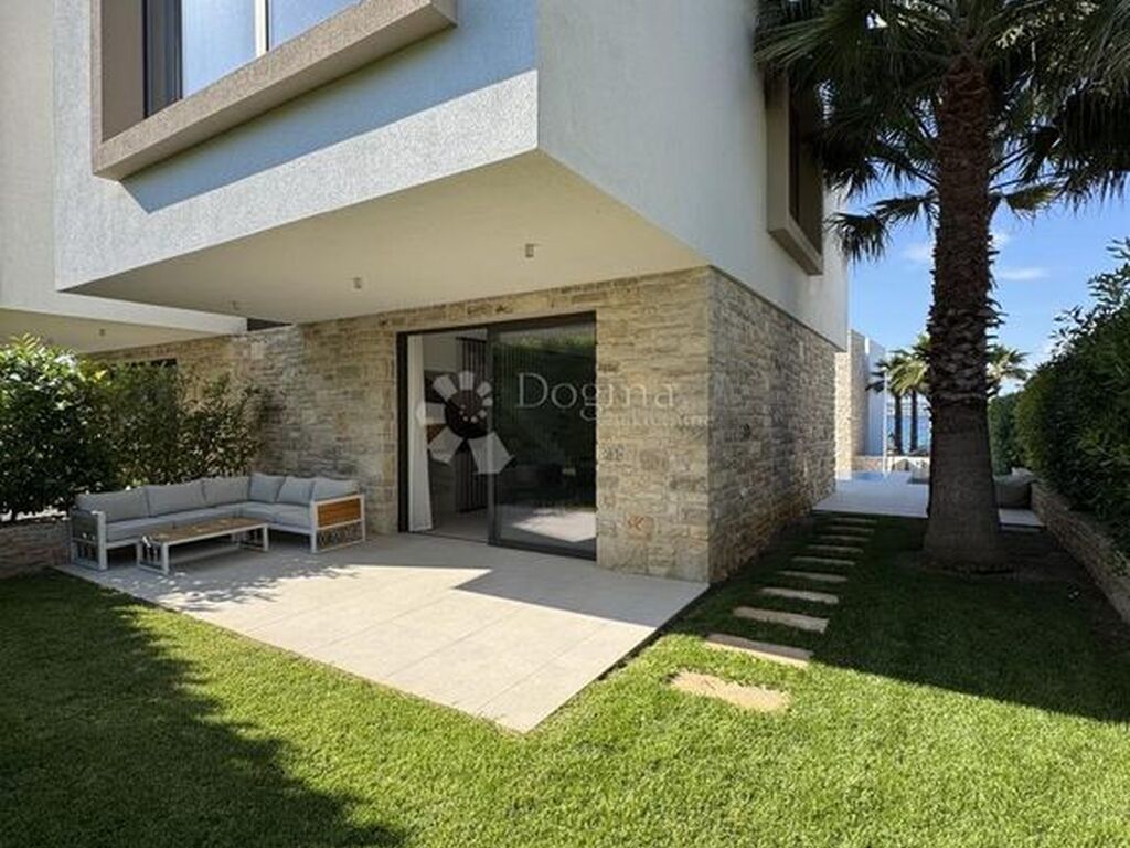 Maison de luxe à vendre à Pašman, 898 000 €, Photo 1