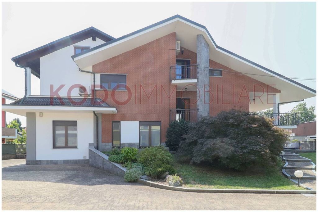 Luxury House for sale in Settimo Torinese, 940 000 €, Photo 1