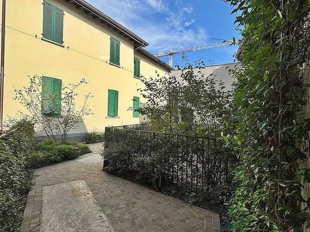 Appartement de luxe à vendre à Vimercate, 470 000 €, Photo 2
