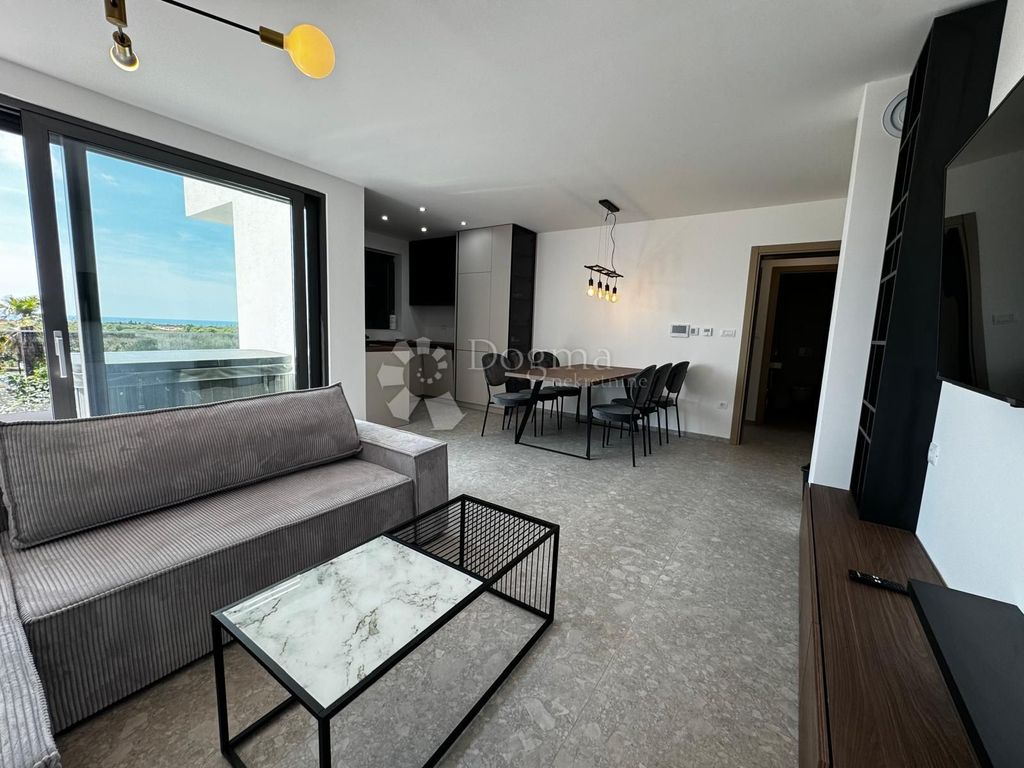 Luxury Apartment for sale in Porec, 410 000 €, Photo 2