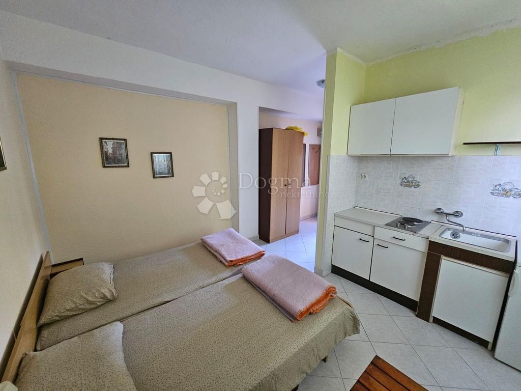 Maison de luxe à vendre à Porec, 450 000 €, Photo 3