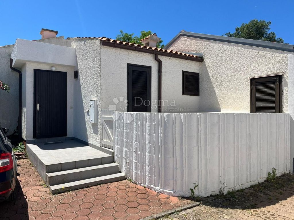 Luxury House for sale in Porec, 520 000 €, Photo 3