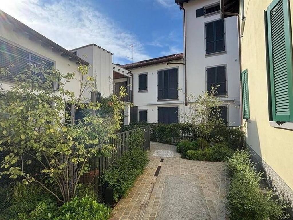 Appartement de luxe à vendre à Vimercate, 470 000 €, Photo 4