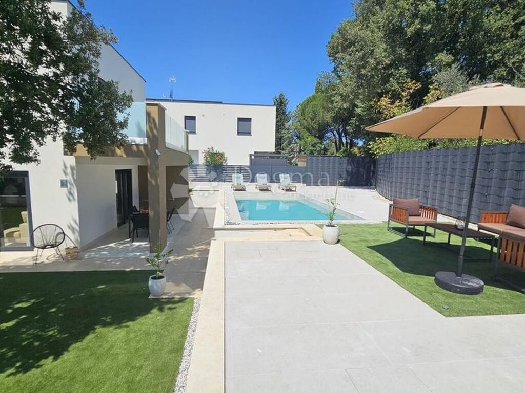 Appartement de luxe à vendre à Porec, 740 000 €, Photo 4