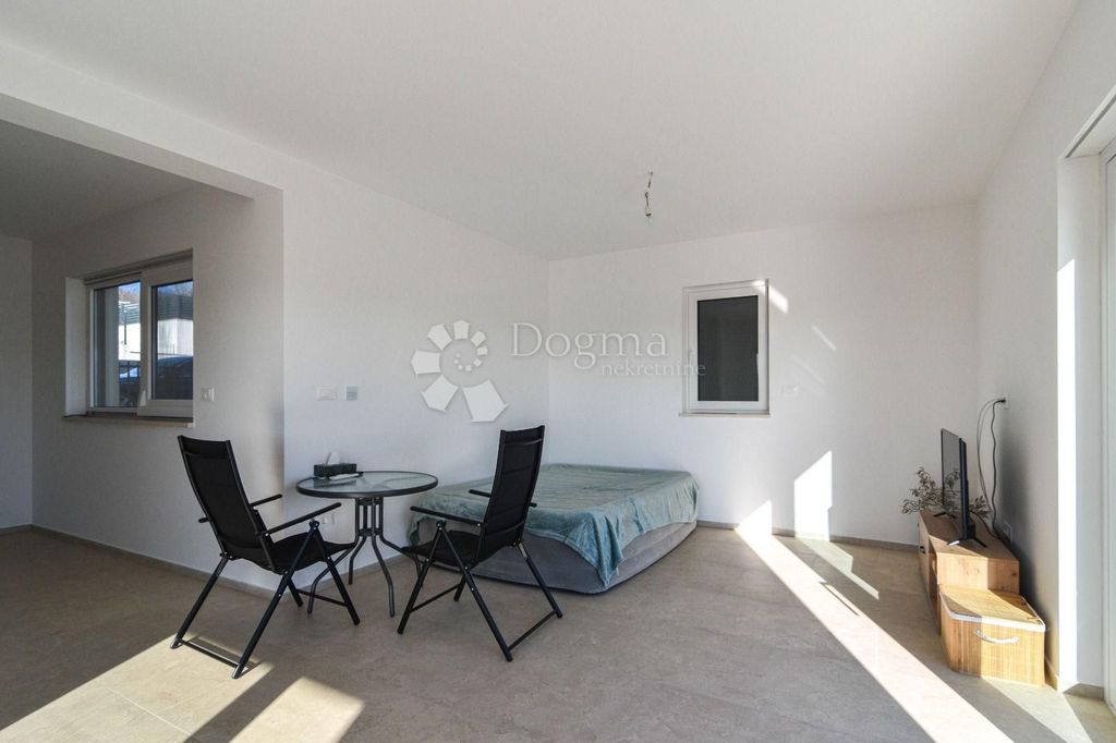 Maison de luxe à vendre à Porec, 690 000 €, Photo 4