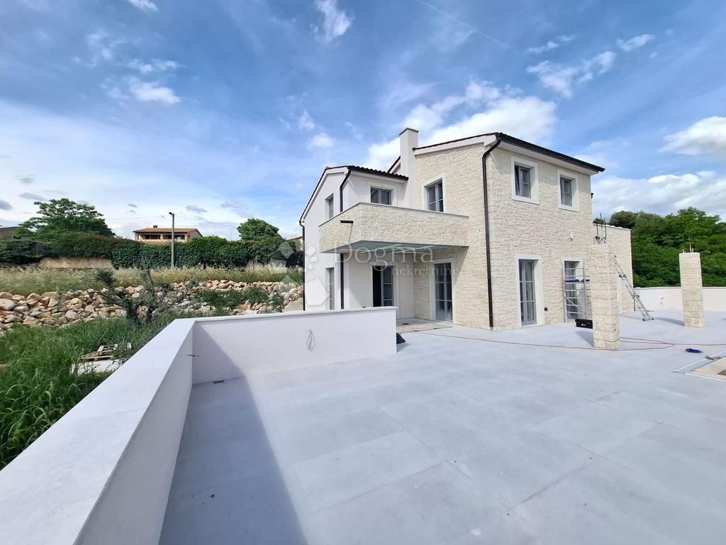 Luxury House for sale in Porec, 829 000 €, Photo 4