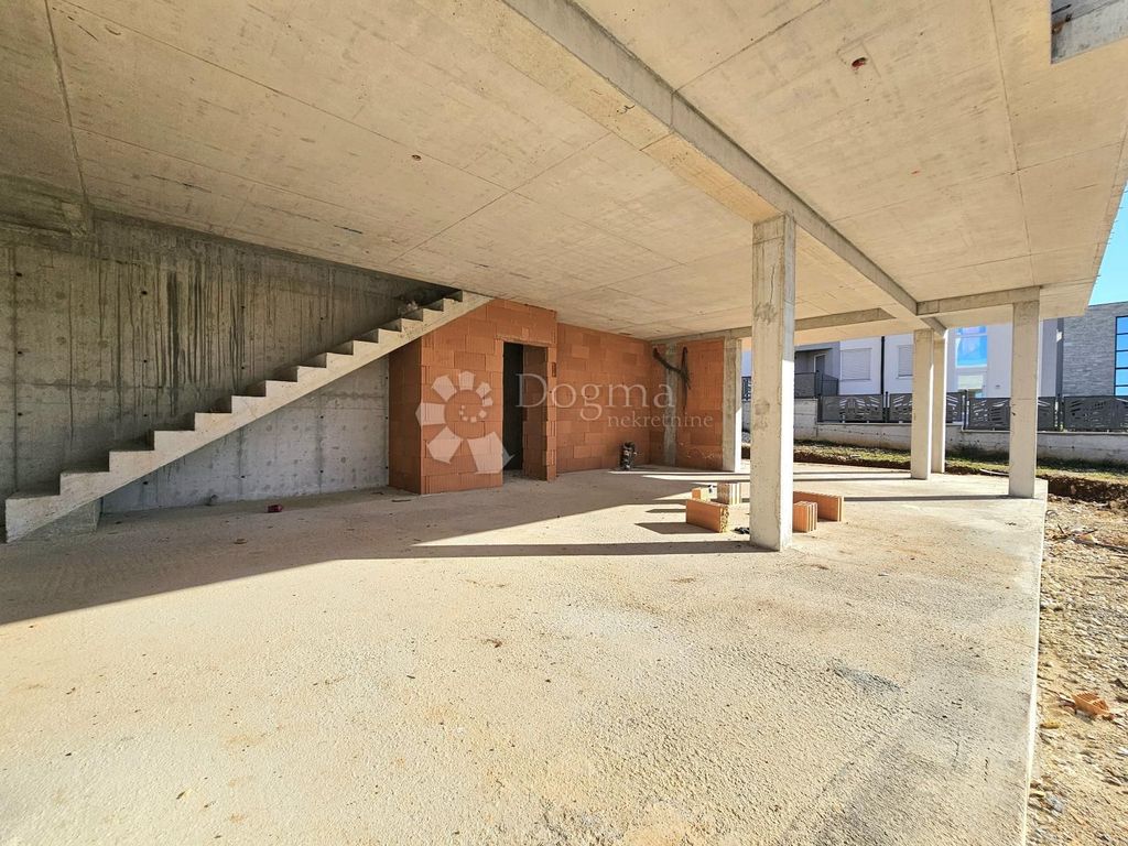 Maison de luxe à vendre à Porec, 1 650 000 €, Photo 6