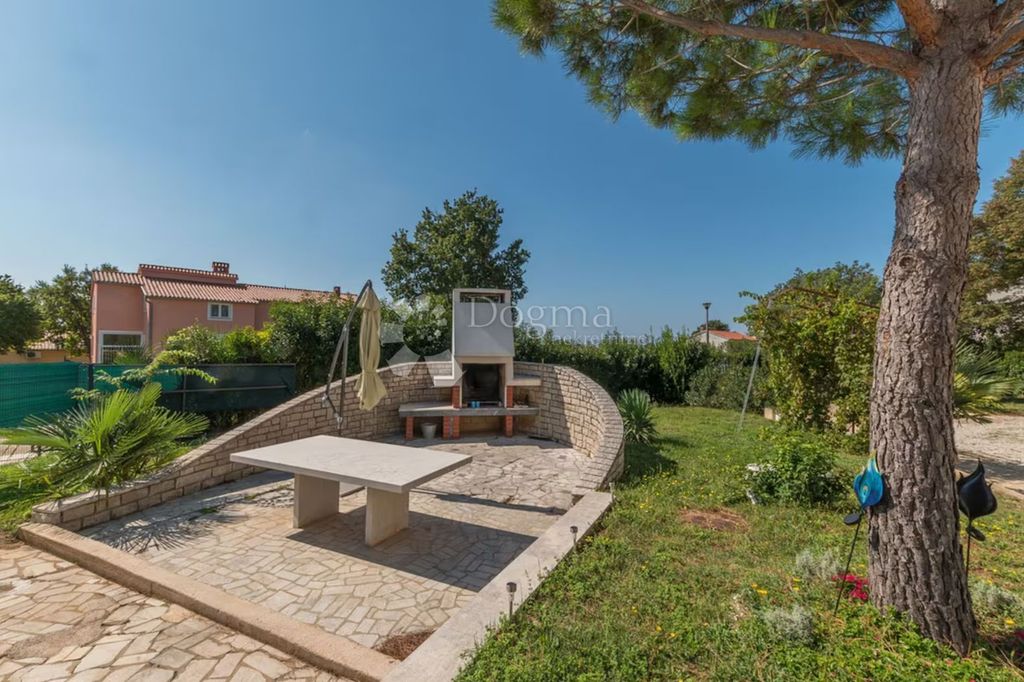 Maison de luxe à vendre à Porec, 750 000 €, Photo 6