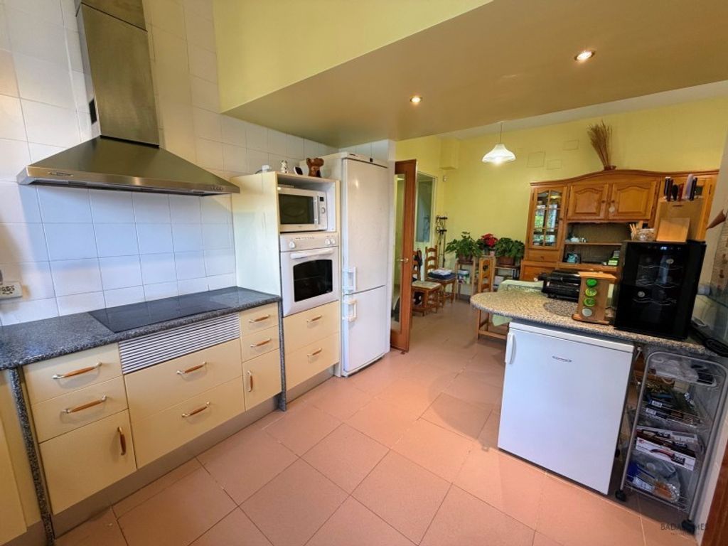 Maison de luxe à vendre à Badajoz, 638 000 €, Photo 7