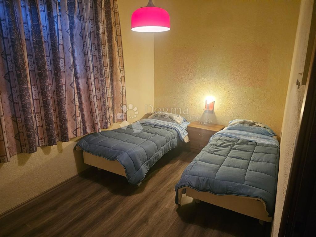Maison de luxe à vendre à Porec, 450 000 €, Photo 7