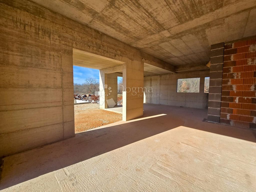 Maison de luxe à vendre à Porec, 760 000 €, Photo 7