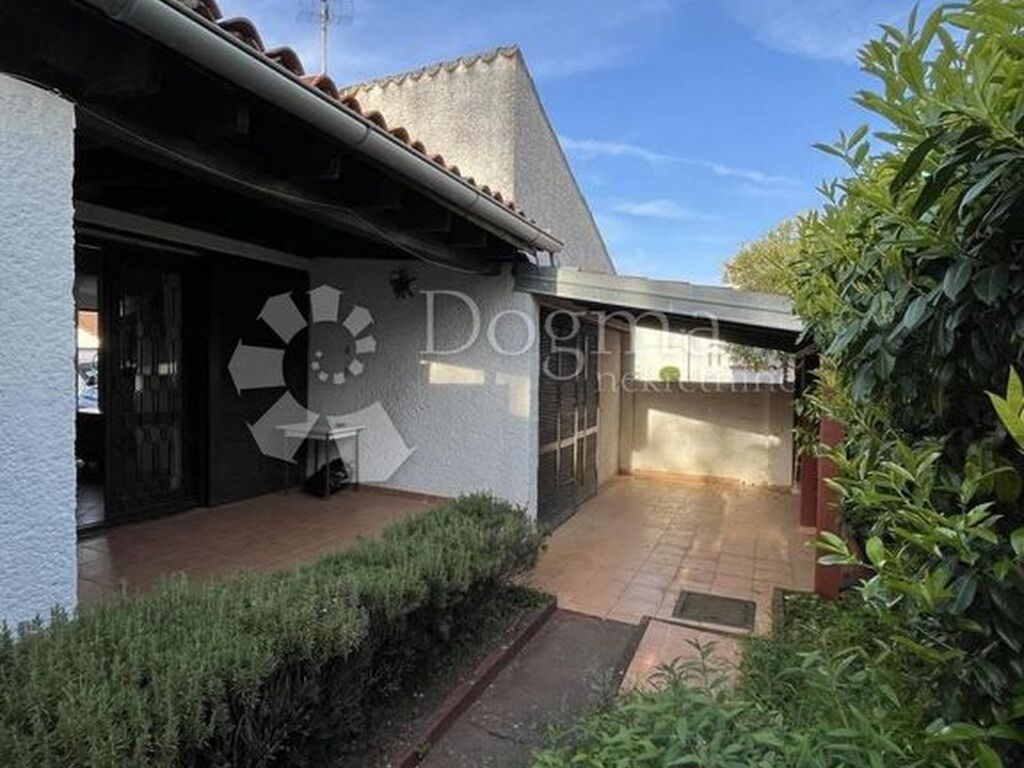 Luxury House for sale in Porec, 520 000 €, Photo 7