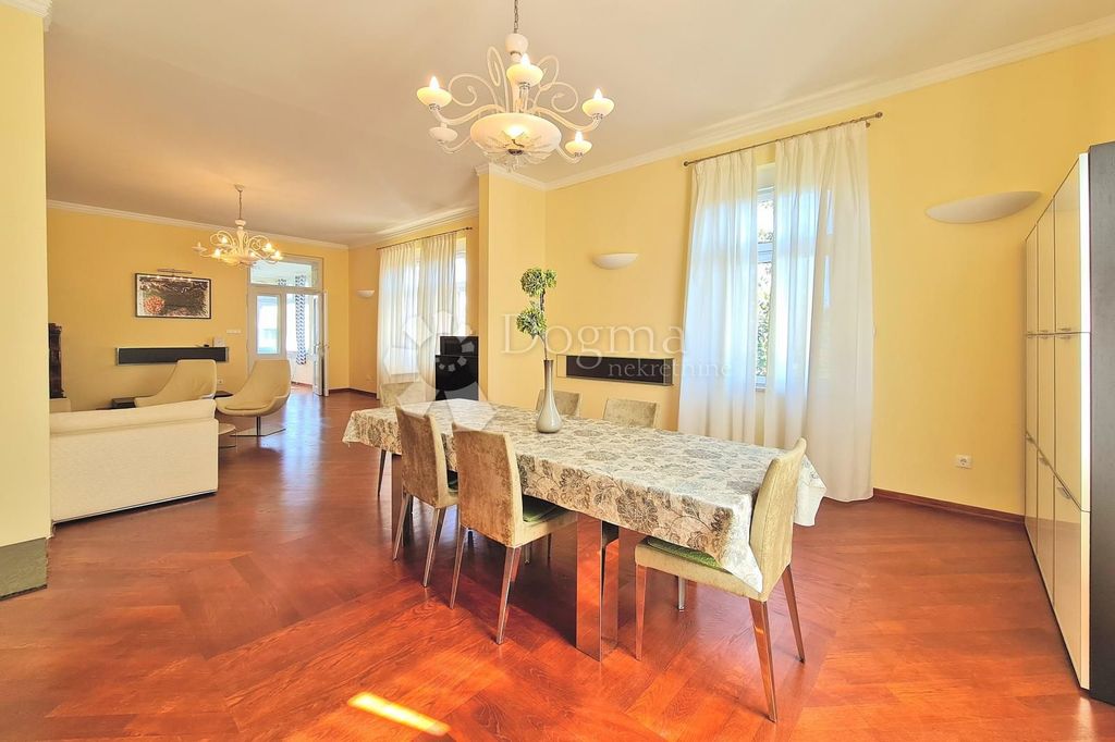 Luxury Apartment for sale in Opatija, 0 €, Photo 1