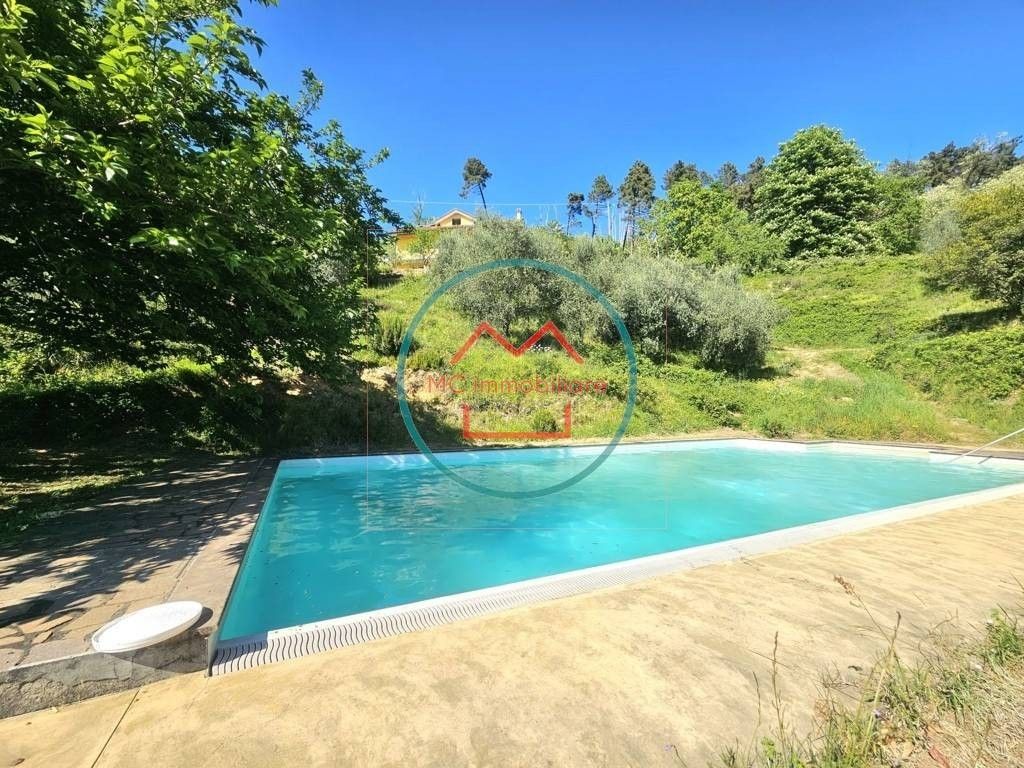 Luxury House for sale in Pescia, 625 000 €, Photo 1